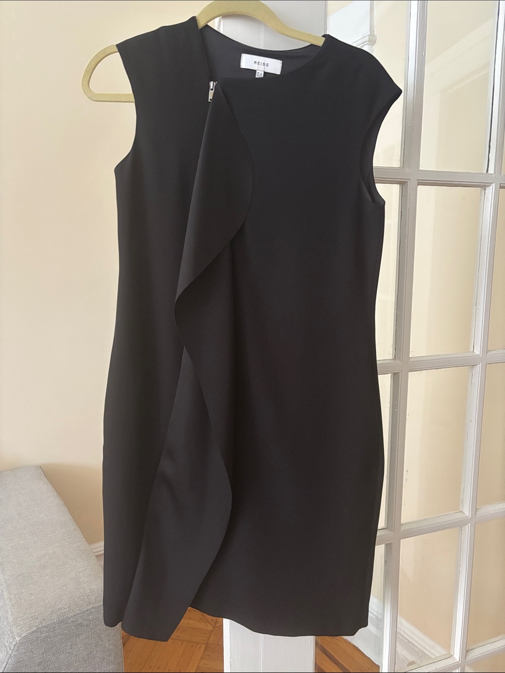 Reiss Black Sleeveless Ruffle-Front Dress